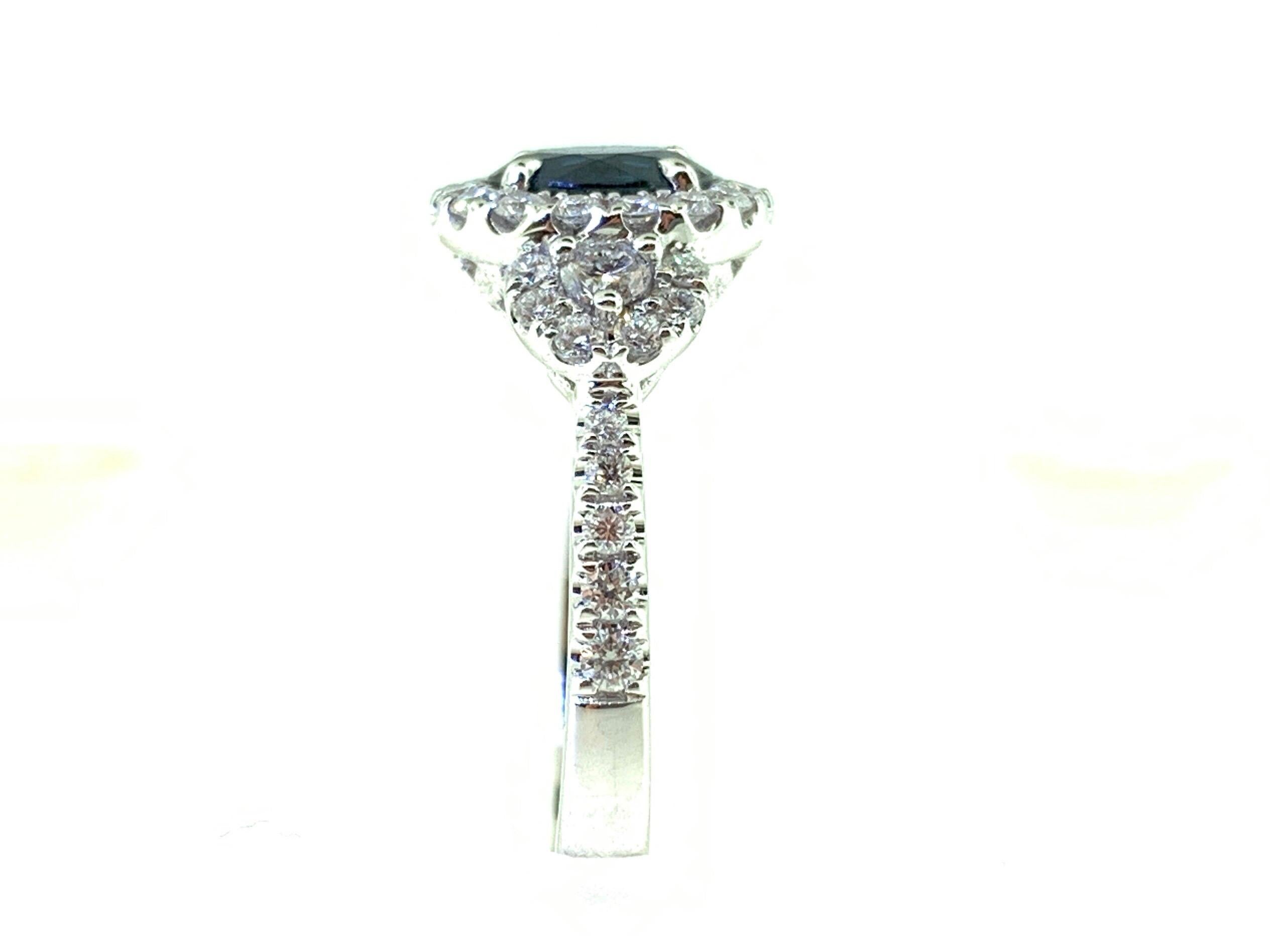 1.65 Carat Sapphire and Diamond Cocktail Ring For Sale 1