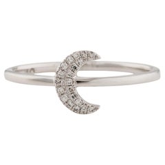 Anello di moda in oro bianco con diamante a grappolo da 0,05 carati