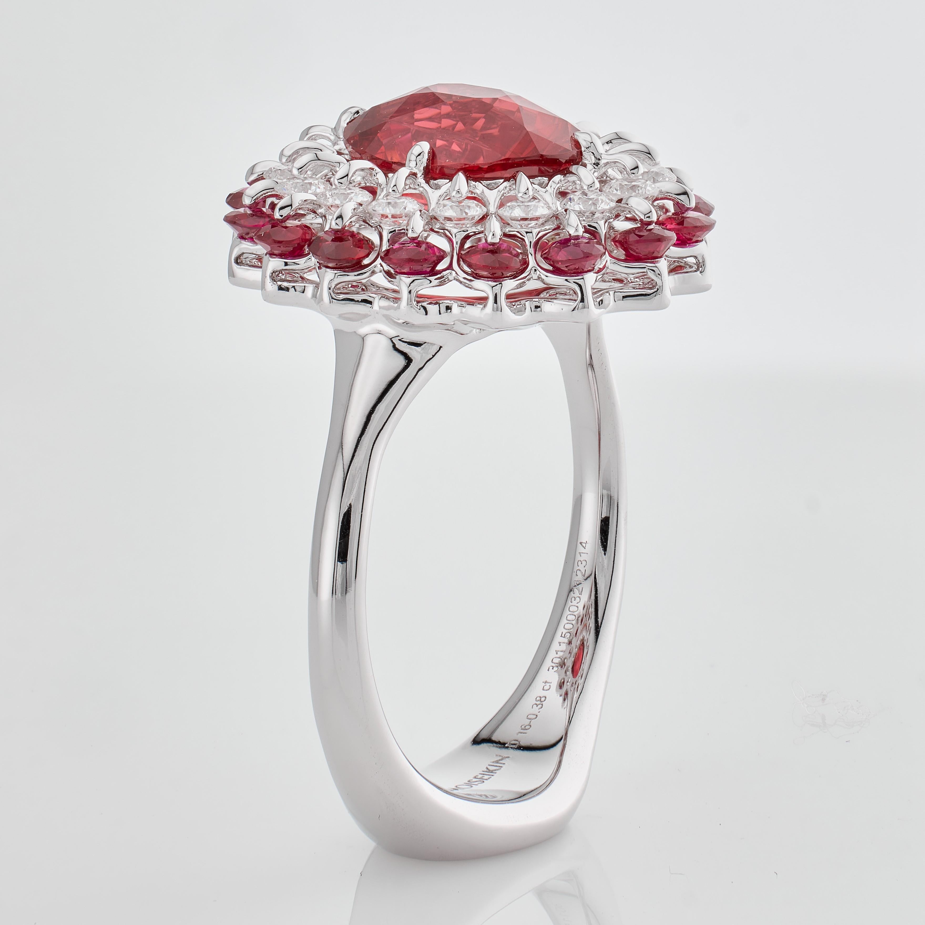 MOISEIKIN 18 Karat Weißgold 2,10ct No Heat Spinell Cocktail Ring (Ovalschliff) im Angebot