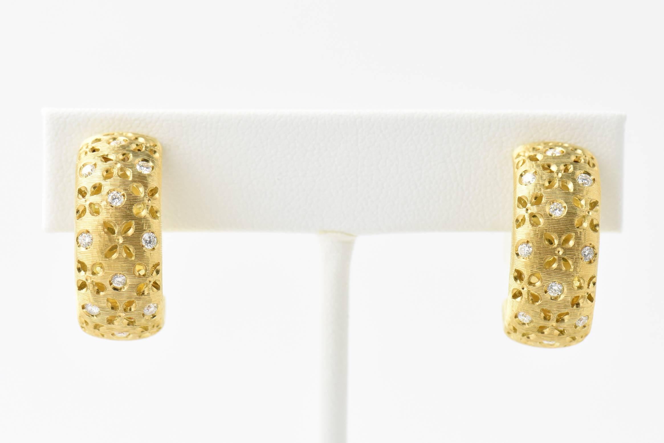 Roberto Coin Granada Diamant-Ohrringe aus Gold im Zustand „Hervorragend“ in Miami Beach, FL