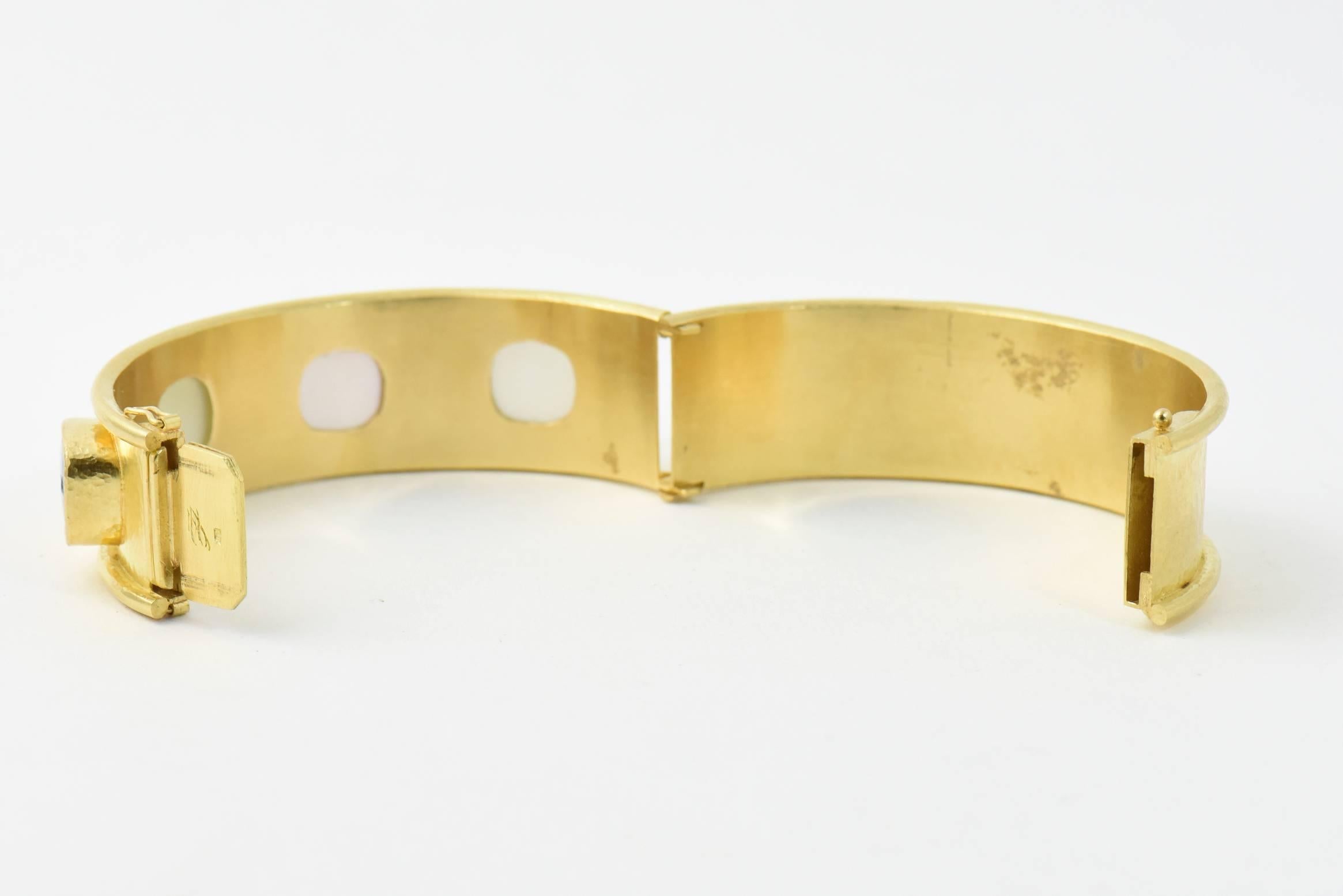 Elizabeth Locke Venetian Glass Intaglio & Gold Bangle Bracelet In Excellent Condition In Miami Beach, FL