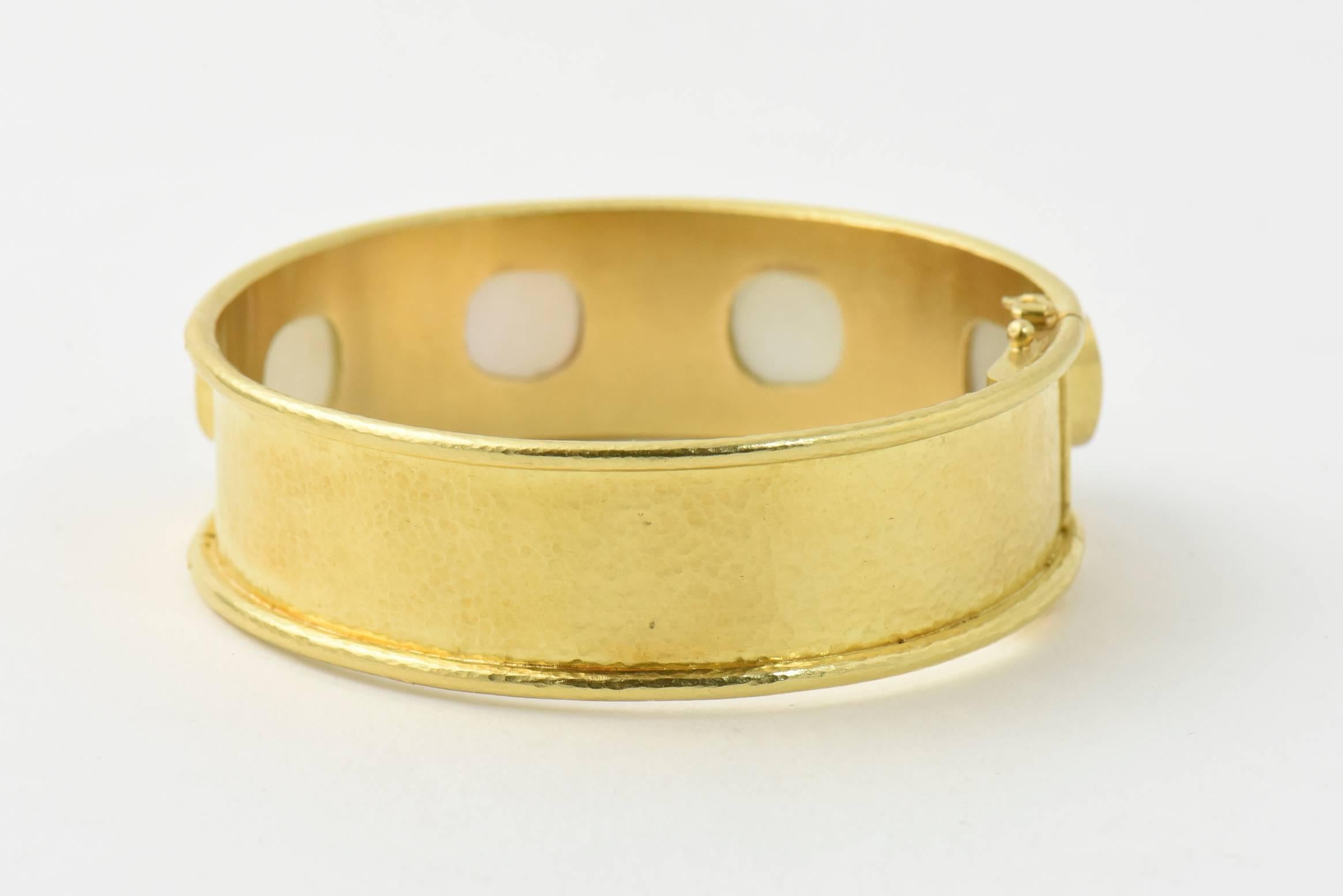 Elizabeth Locke Venetian Glass Intaglio & Gold Bangle Bracelet 4
