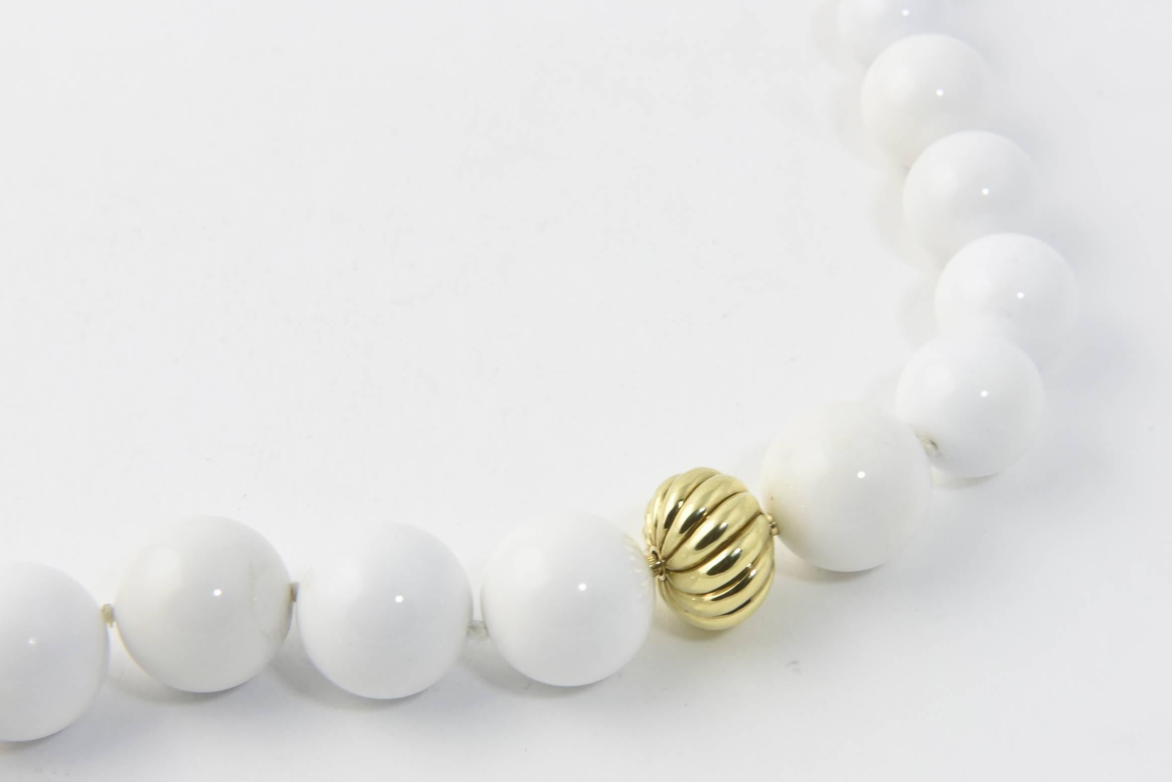 Women's David Yurman Signature Collection White Agate Sculpted Gold Bead Necklace