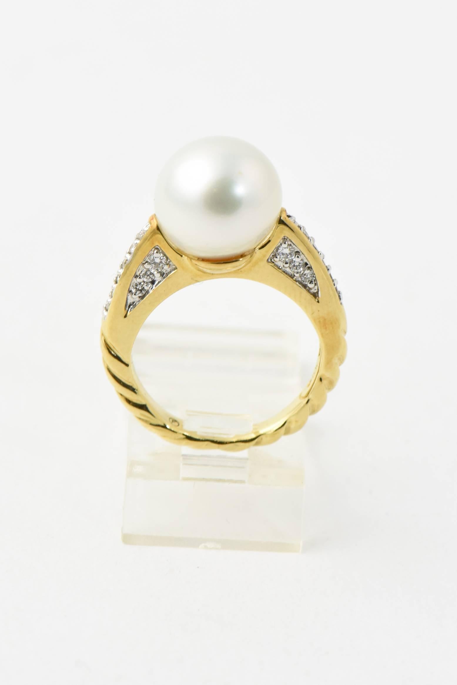 David Yurman Pearl Diamond Gold Ring In Excellent Condition In Miami Beach, FL