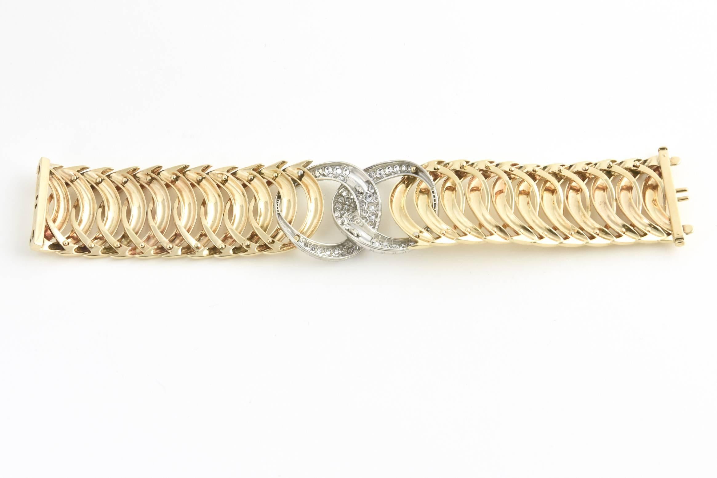 Midcentury Wide Pave Diamond and Gold Circle Chain Link Design Bracelet 3