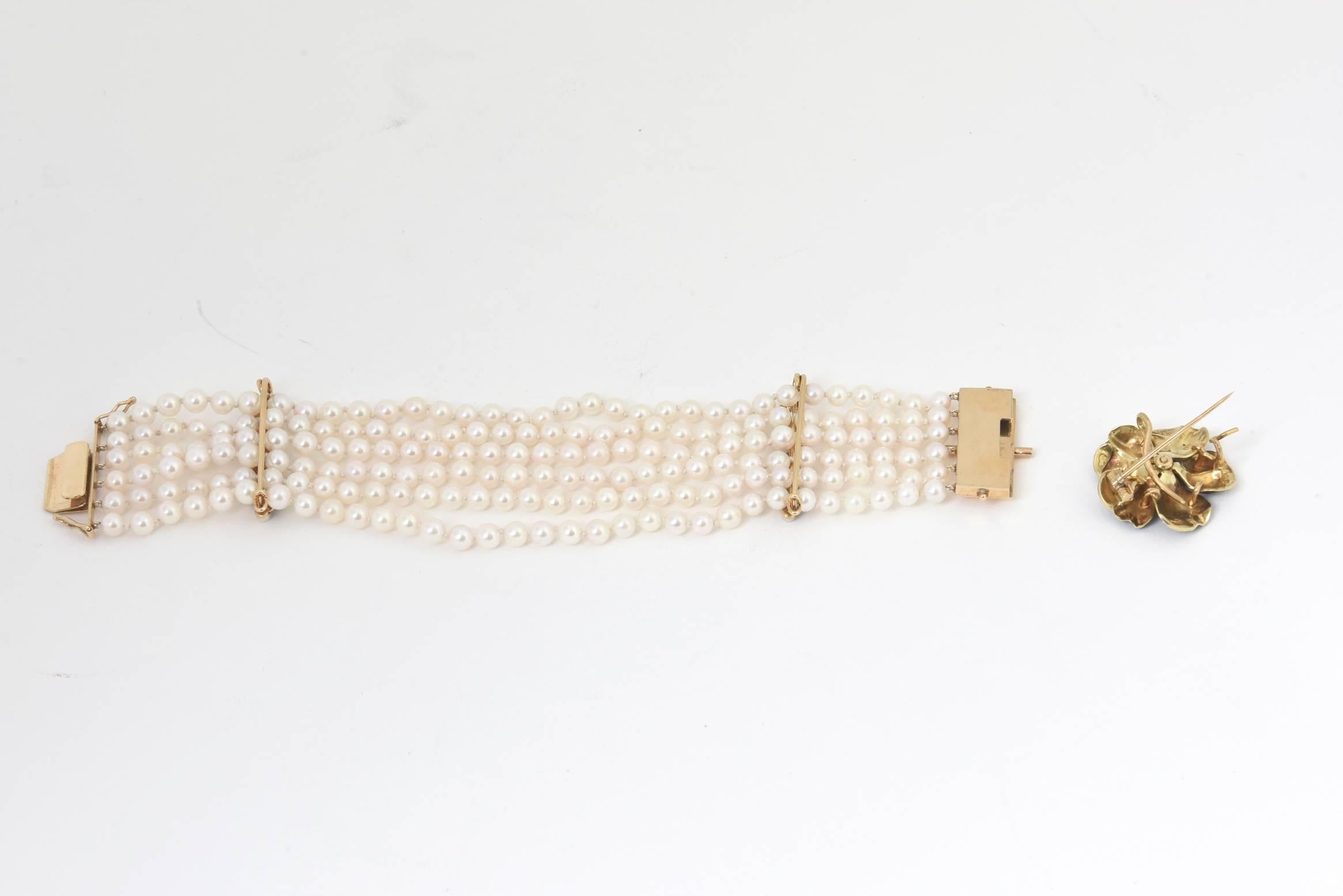 Viktorianische viktorianische schwarze Emaille Stiefmütterchen-Goldbrosche mit passendem Perlenarmband im Angebot 3