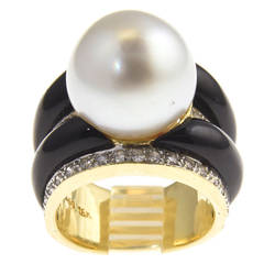 1970s Onyx  South Sea Pearl Diamond Gold Dome Ring