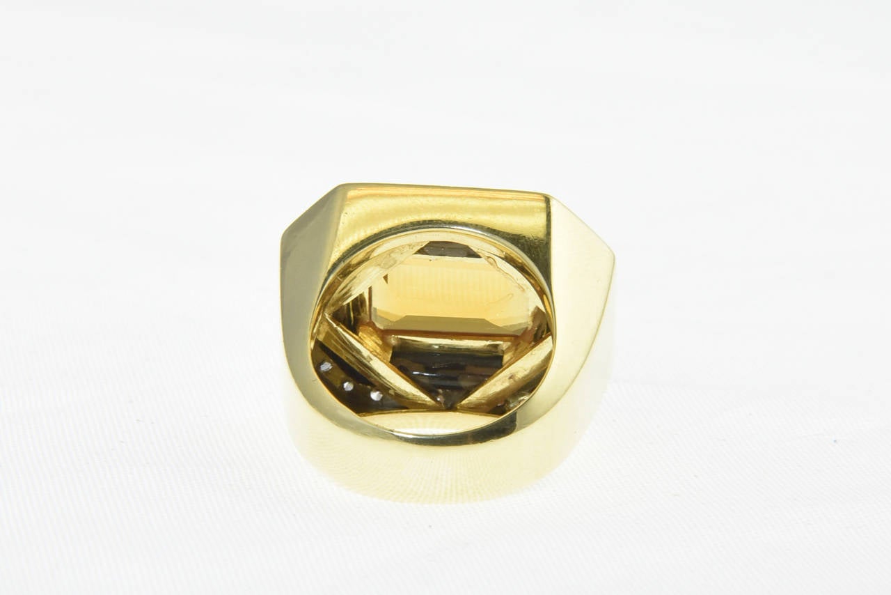 Late 20th Century Geometric Citrine Onyx Diamond Gold Cocktail Ring 3