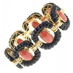 Dramatic Onyx Coral Diamond Gold Link Bracelet 6