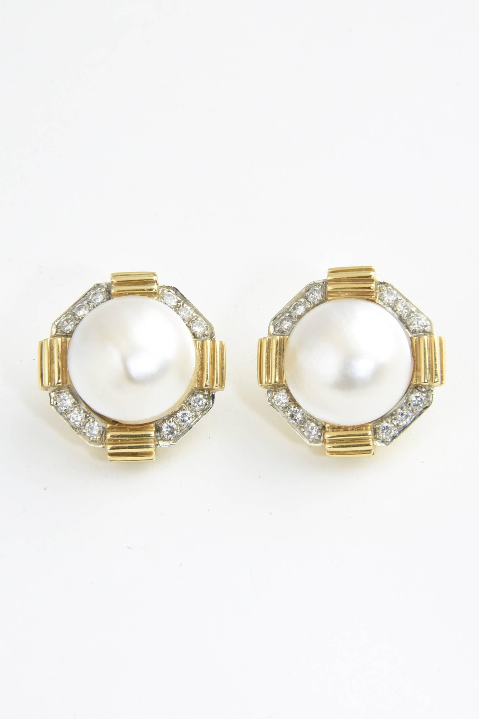 1980s Geometric Mabe Pearl Diamond Gold Earrings and Ring Suite 5