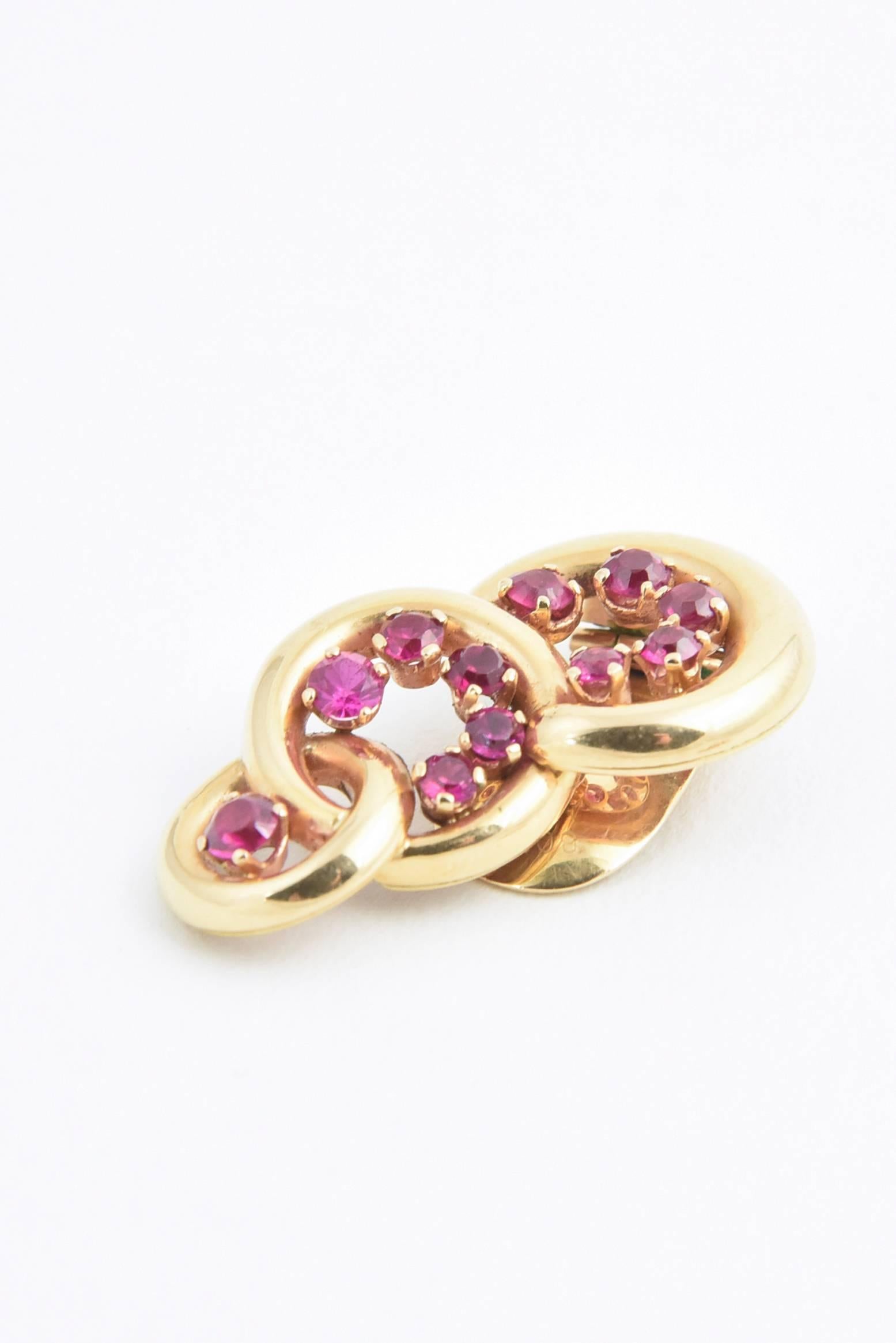 Women's Retro 1940s Interlocking Ruby and Gold Circle Clip Earrings