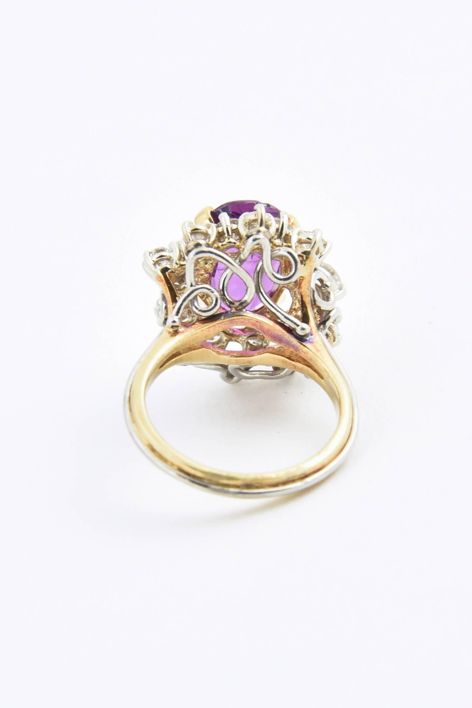 4 Carat Oval Pinkish Purple Sapphire Diamond Gold Cocktail Ring with GIA Cert For Sale 2