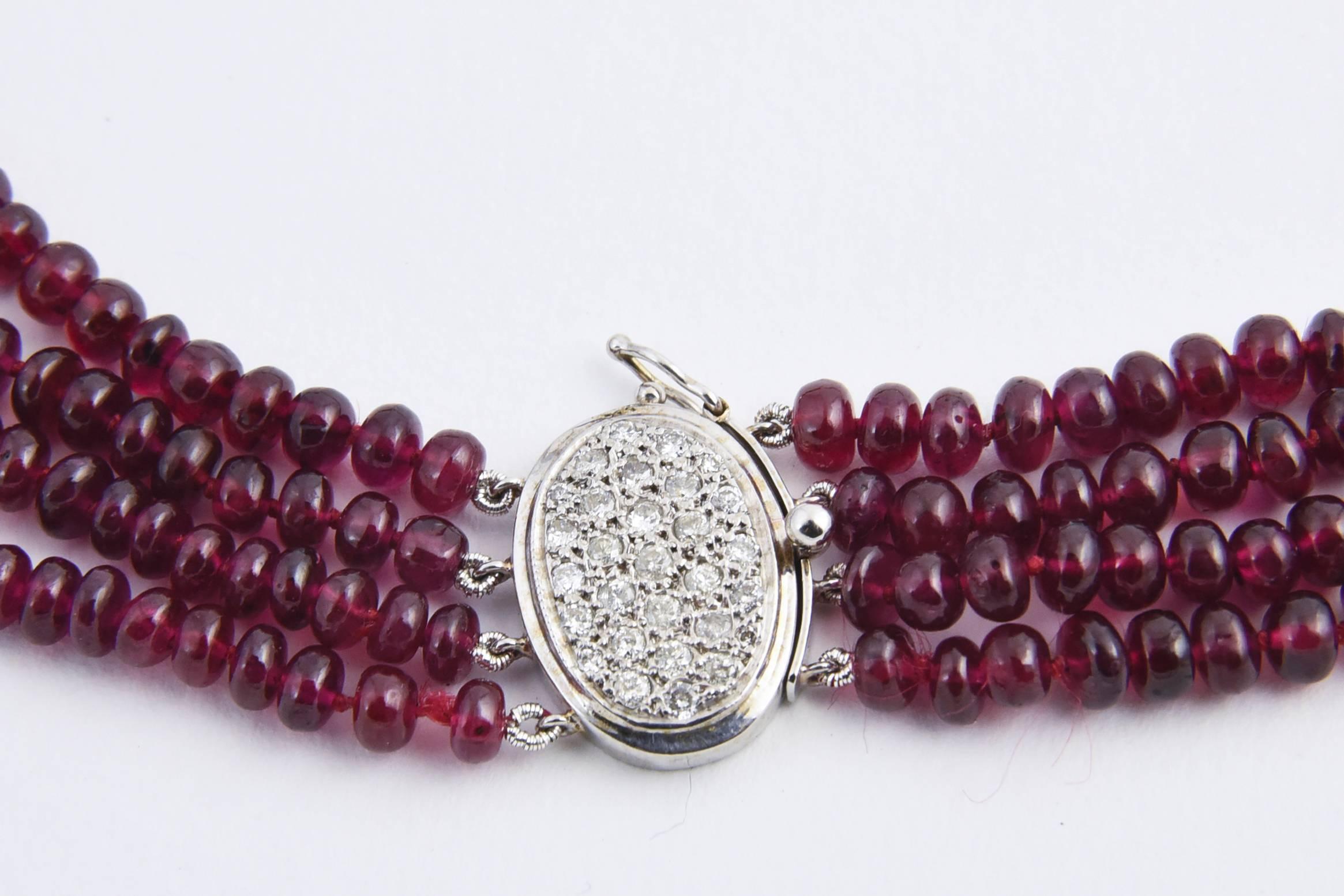 Collar de cuentas de rubí con separadores de oro Tutti Fruiti Esmeralda Diamante Zafiro Rubí en Excelente estado para la venta en Miami Beach, FL