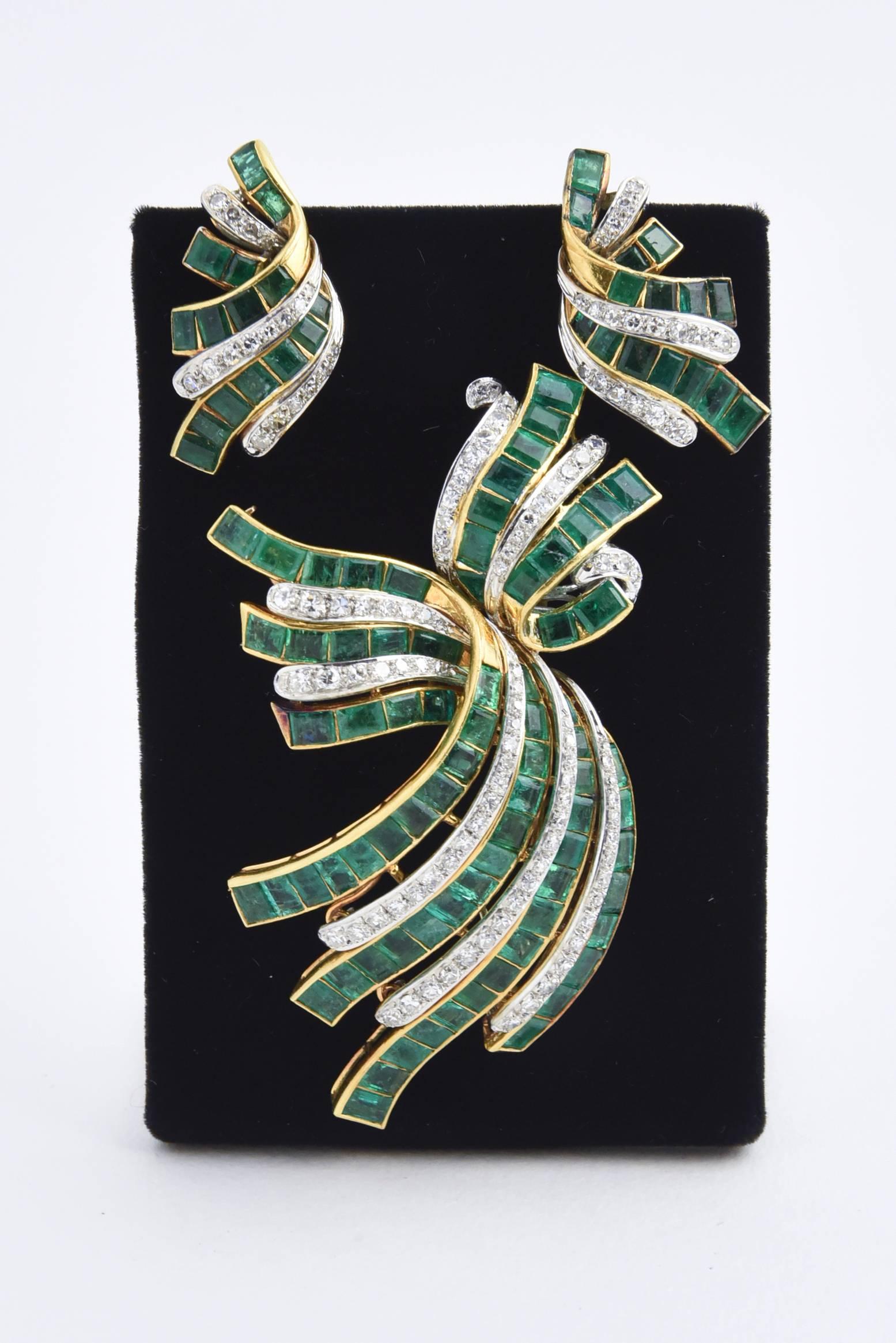 Retro Diamond Emerald Gold Brooch and Earrings Suite For Sale 2