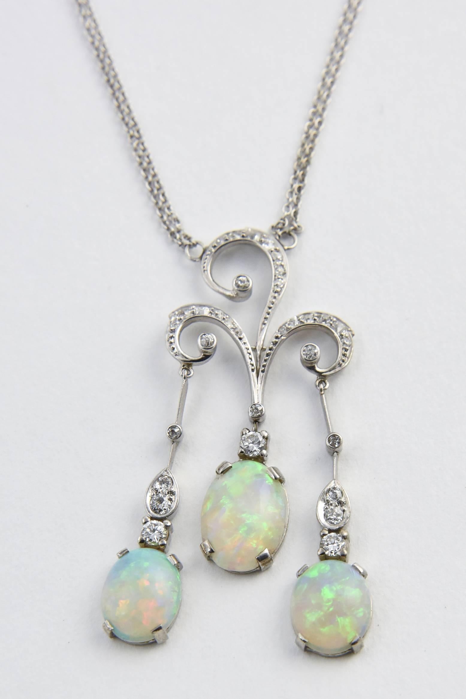 Early 20th Century Opal Diamond Gold Negligee Necklace For Sale 4