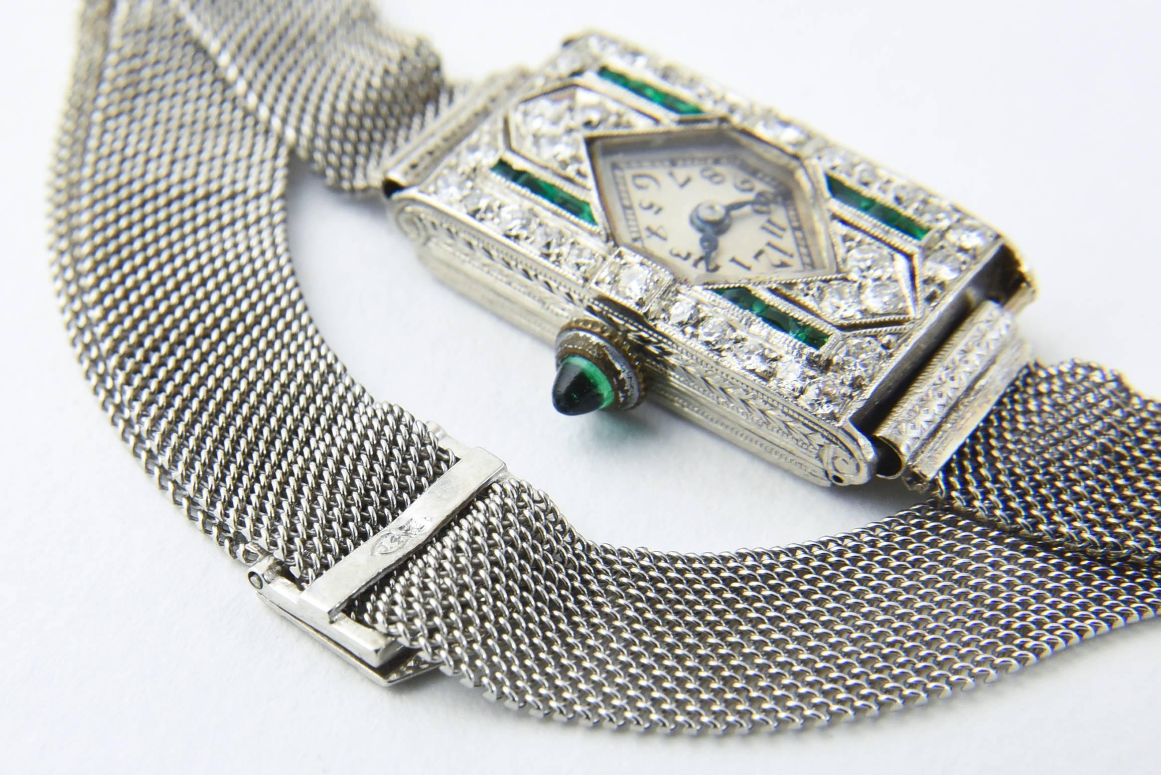 Art Deco-Armbanduhr, Glycine Platin Diamant Smaragd im Zustand „Gut“ im Angebot in Miami Beach, FL