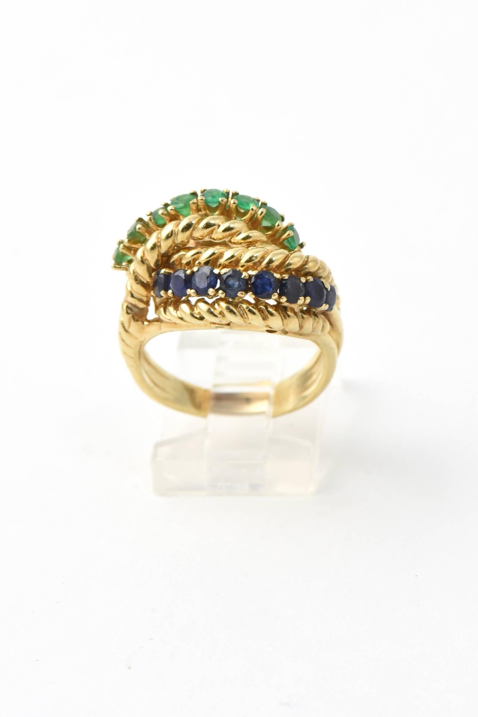 1960s Emerald Sapphire Twisted Rope Gold Ring In Excellent Condition In Miami Beach, FL