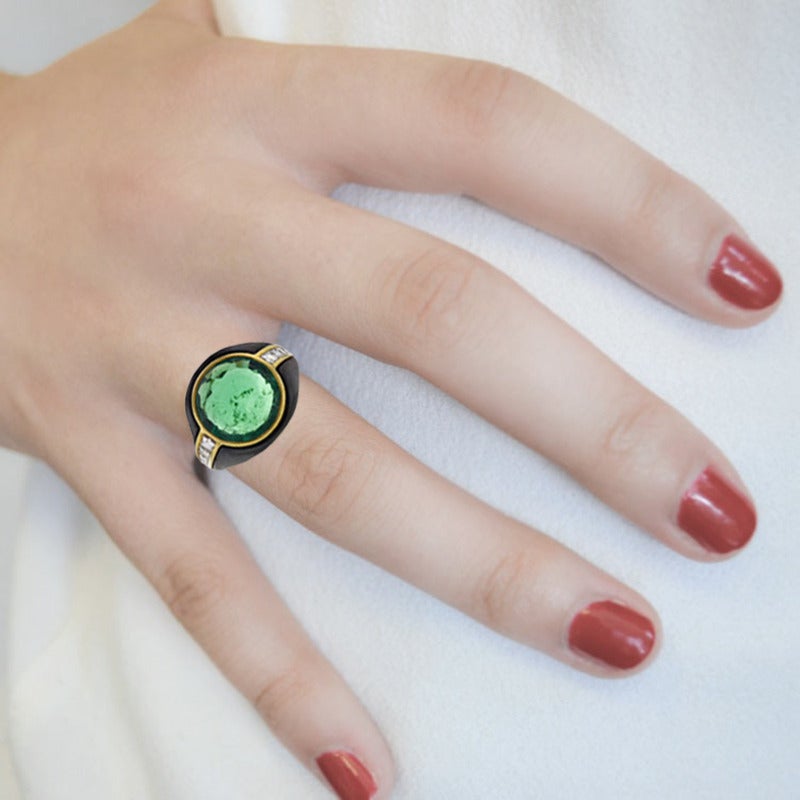 1980s Bulgari Round Emerald Diamond Gold Cocktail Ring For Sale 1