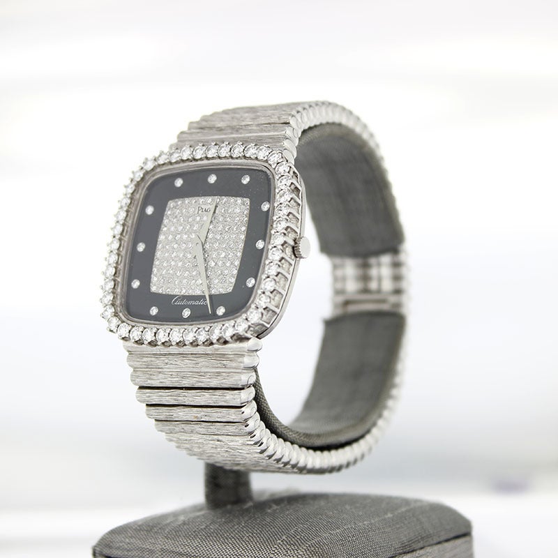Women's 1970s Piaget White Gold, White Diamonds Bezel and Onyx Dial Watch