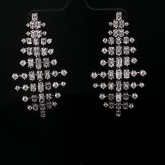 Contemporary 18K White Gold Cascading Natural Diamond Chandelier Earrings, 7.416
