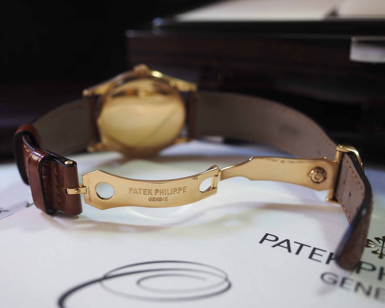 Patek Philippe Yellow Gold Calatrava Wristwatch Ref 5196J For Sale 3