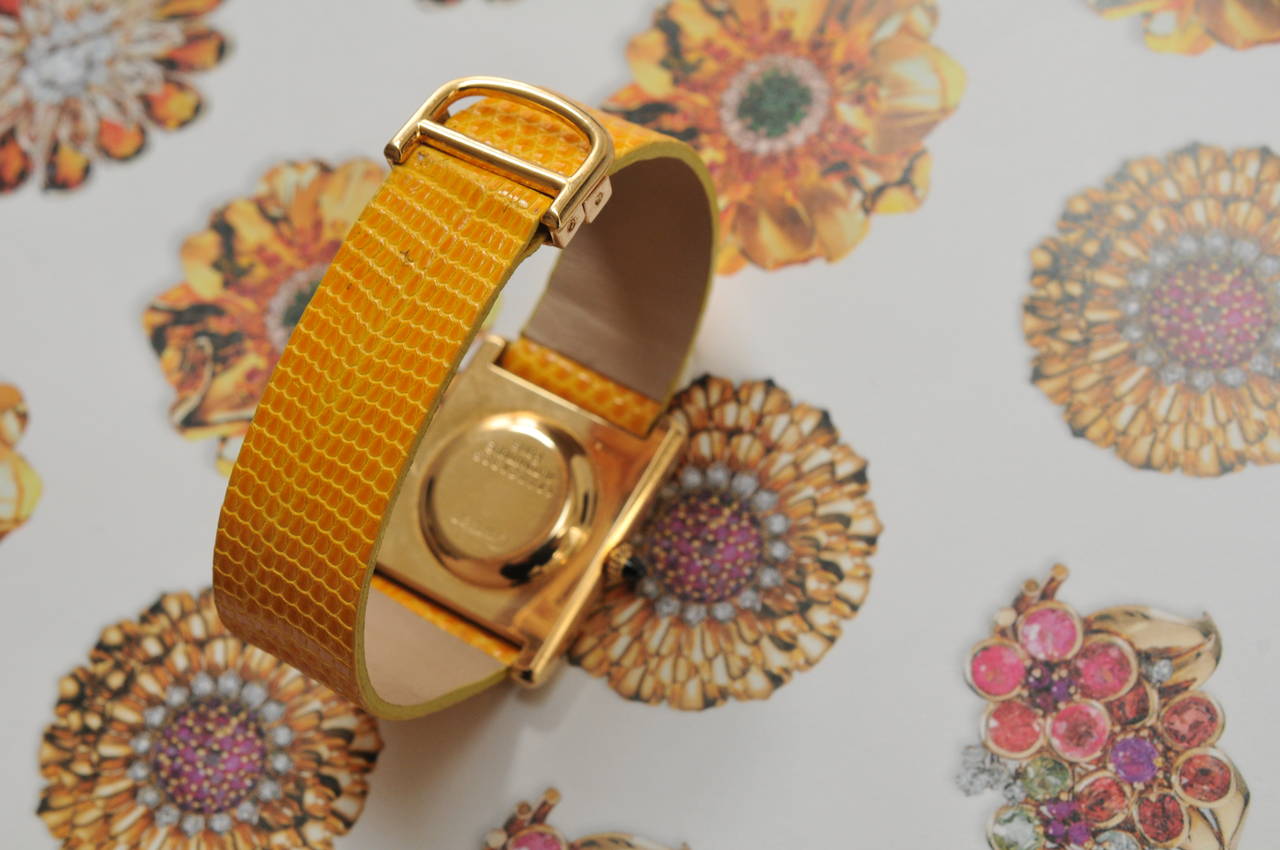 Cartier Yellow Gold Tank Automatic Jumbo Wristwatch In Excellent Condition For Sale In Bologna, IT