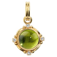 Syna Yellow Gold Peridot Pendant with Diamonds