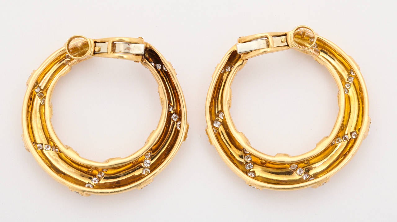 Cartier Paris Diamond Gold Hoop Earclips In Excellent Condition In Bal Harbour, FL