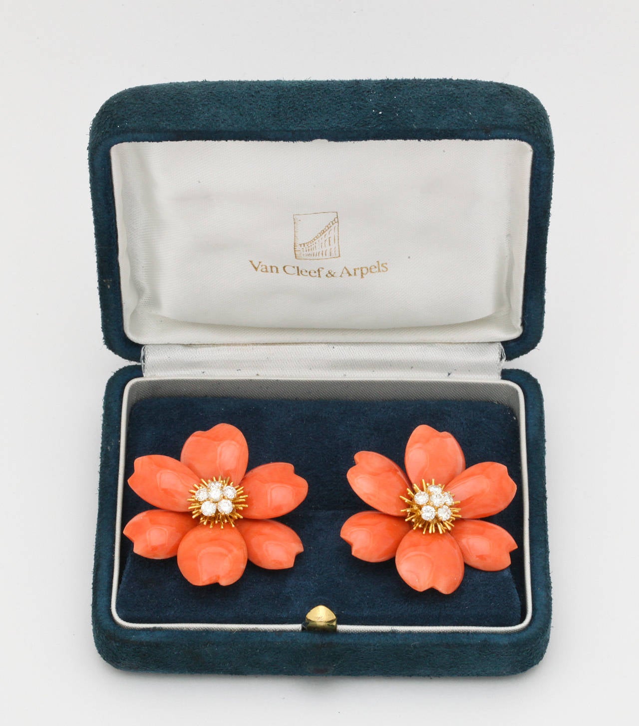 Women's Van Cleef & Arpels Coral Diamond Gold Rose de Noel Earclips