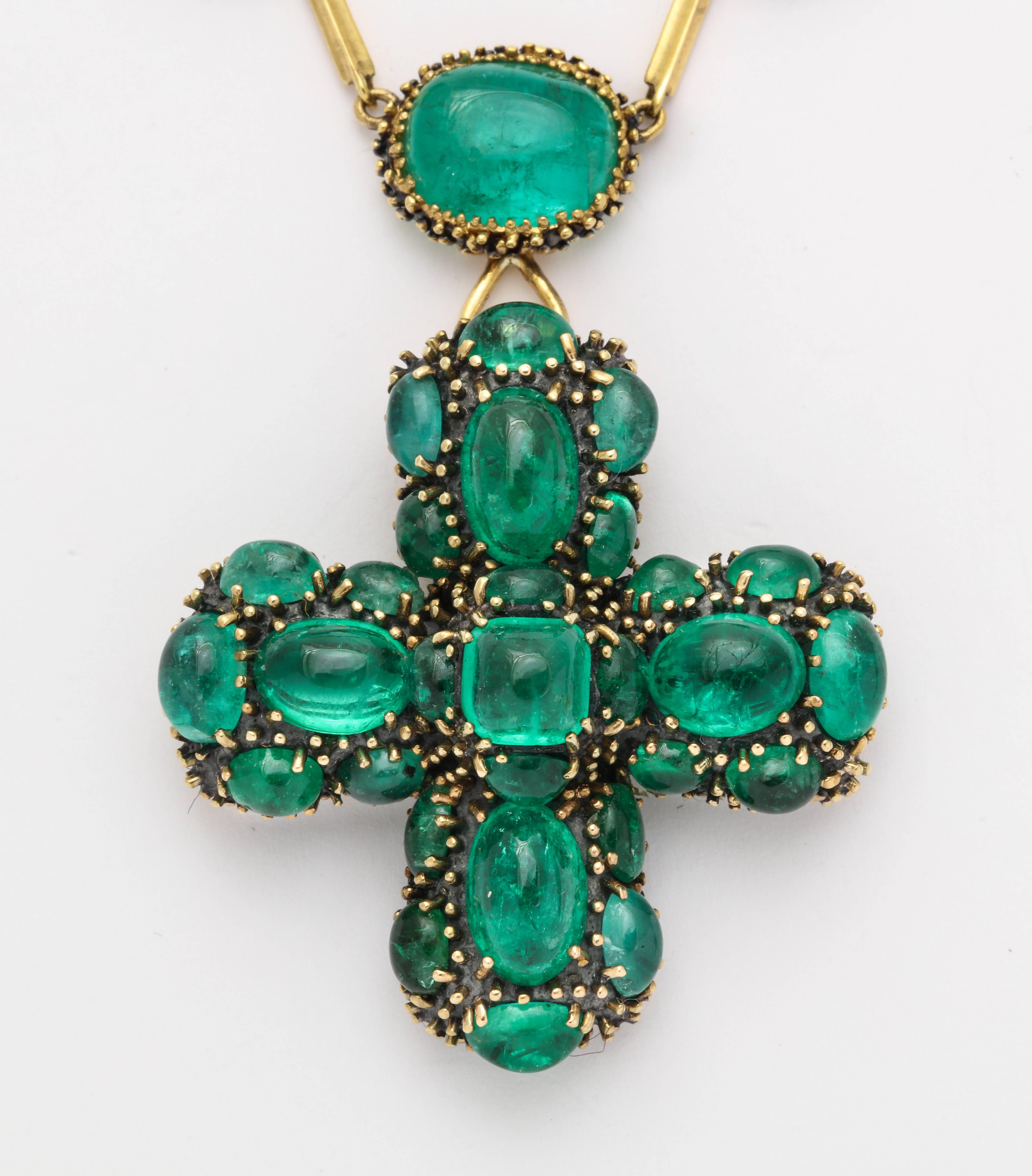 Marilyn Cooperman Cabochon Emerald Cross Pendant and Necklace In Excellent Condition In Bal Harbour, FL