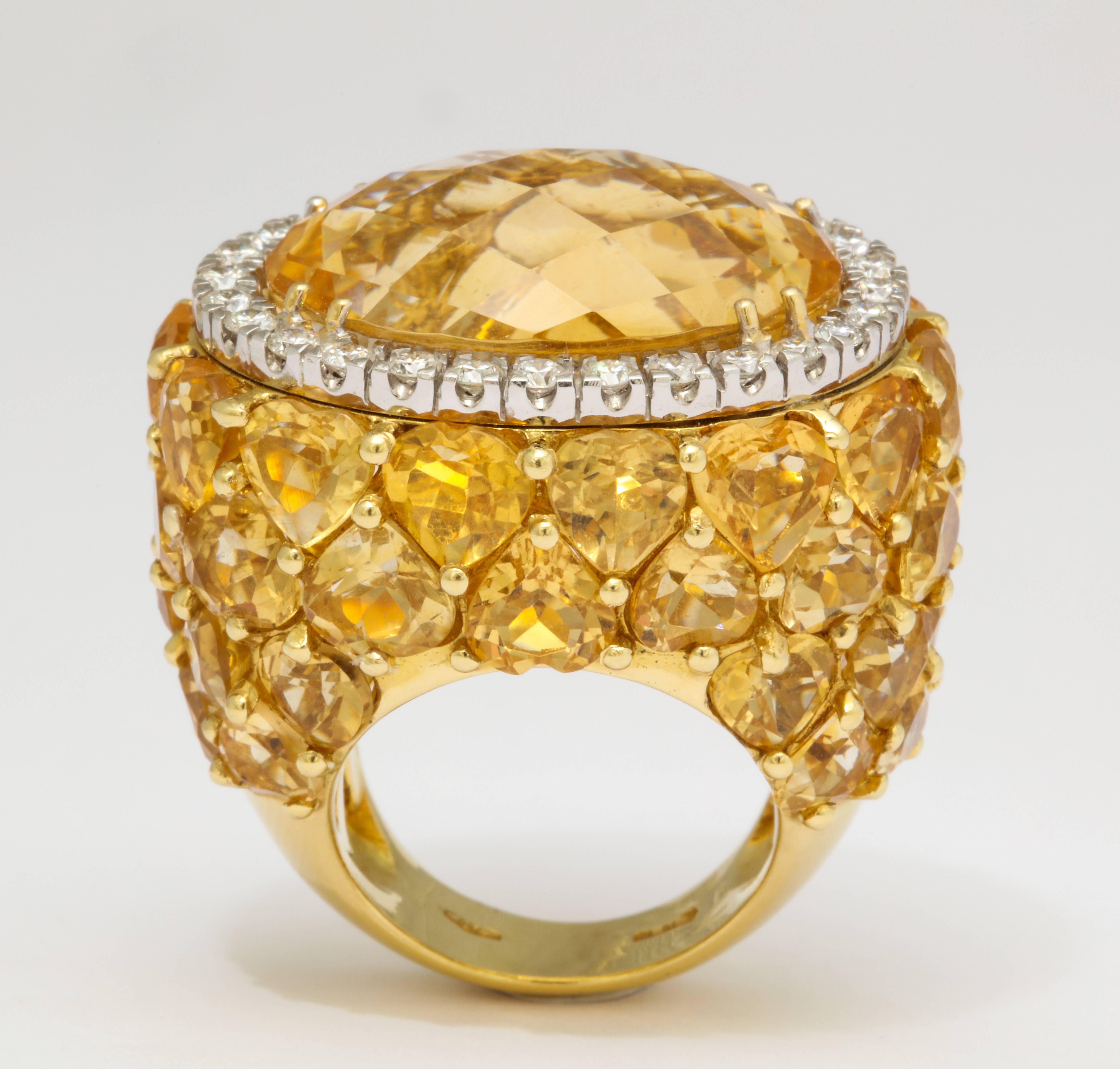Italian Citrine Diamond Gold Cocktail Ring In New Condition In Bal Harbour, FL