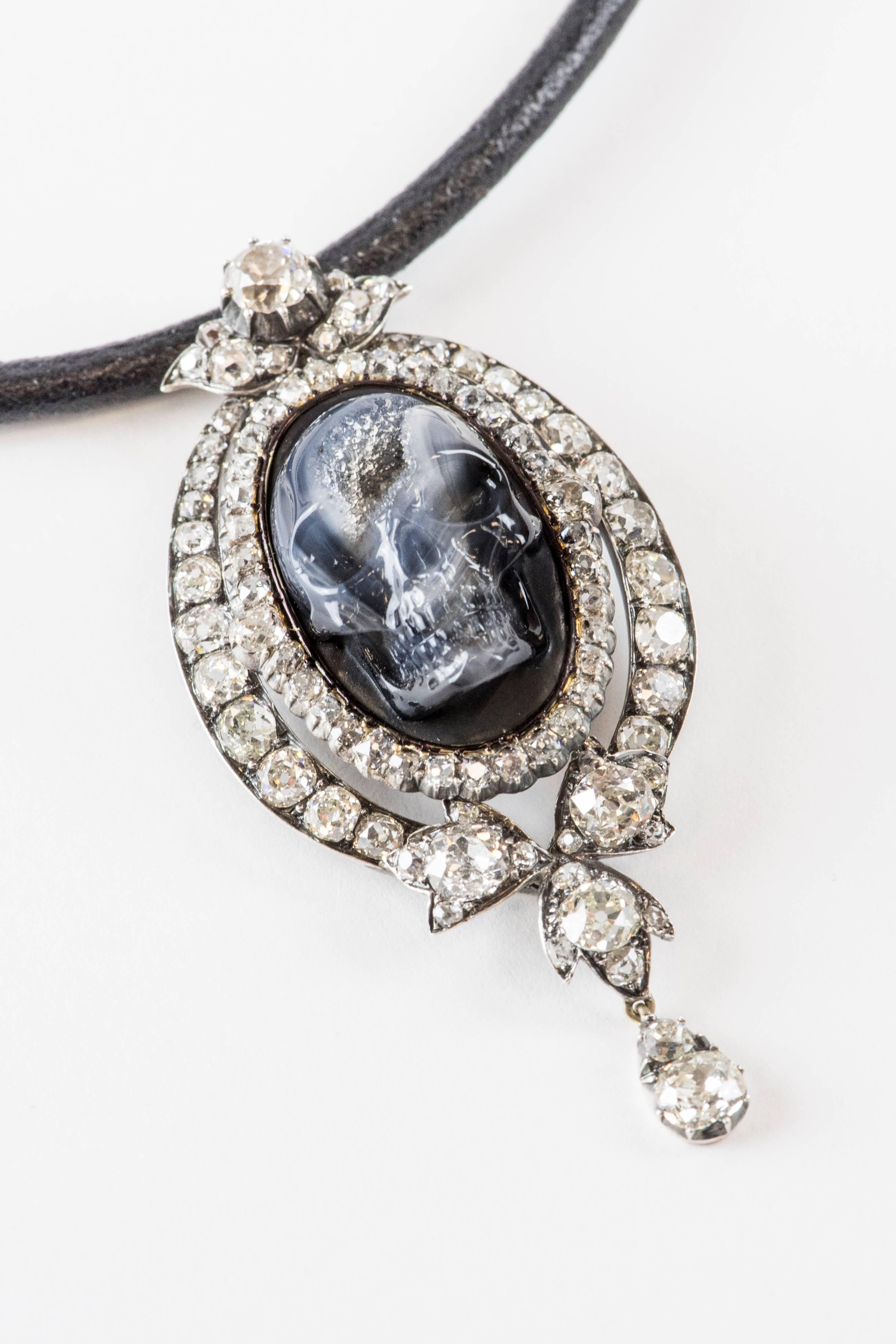 Antique Diamond Carved Drusy Agate Geode Skull Pendant Necklace In Excellent Condition In Bal Harbour, FL