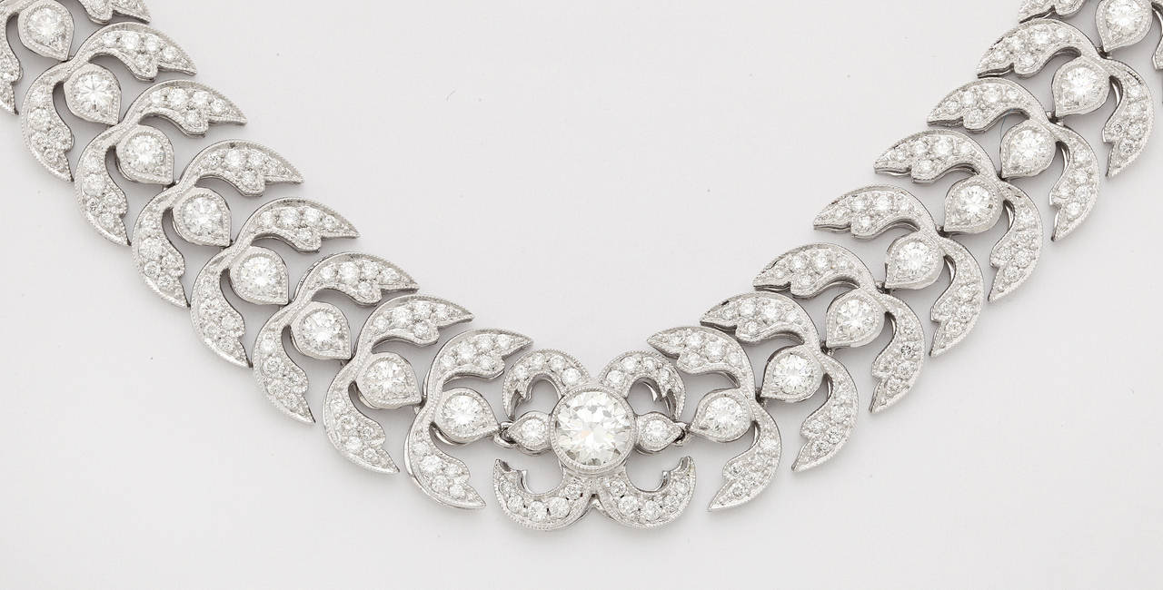 Women's Diamond Platinum Foliate Design Necklace