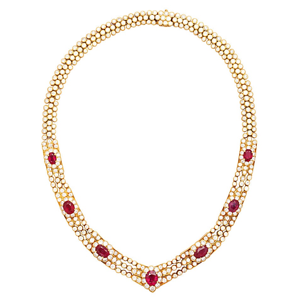 Graff Ruby Diamond Gold Necklace