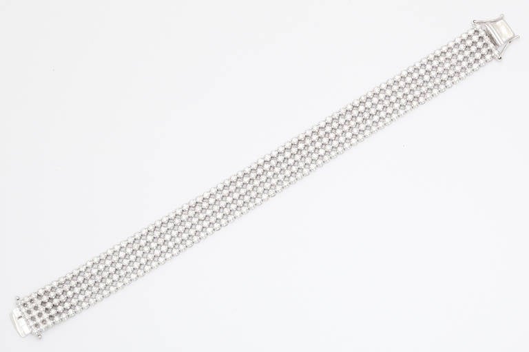 Women's Five-Row Flexible Diamond Bracelet