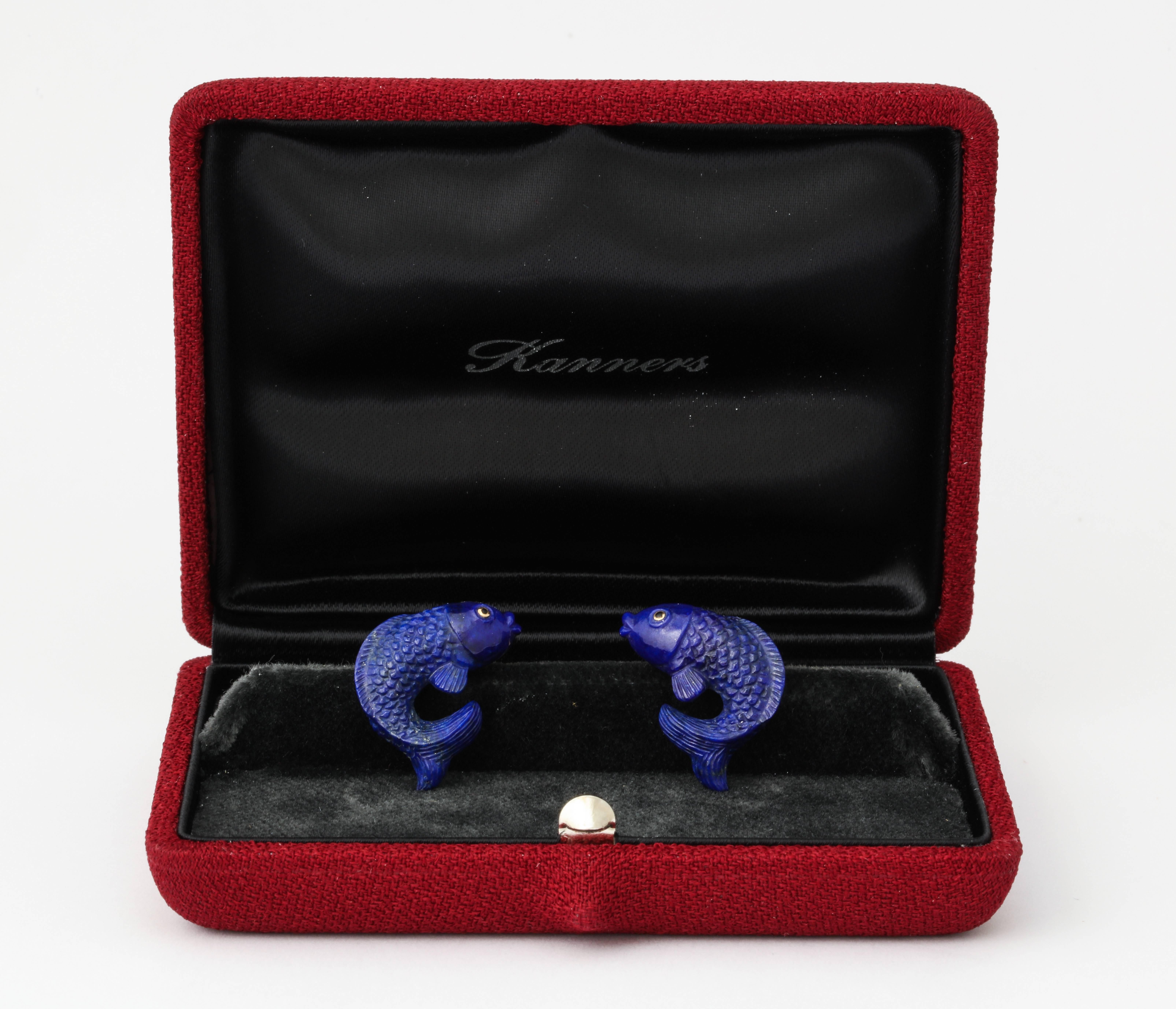 Michael Kanners Carved Lapis and Gold Fish Cufflinks 1