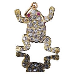 Antique Victorian 18K Yellow Gold Old Cut Diamond Frog Charm Pendant