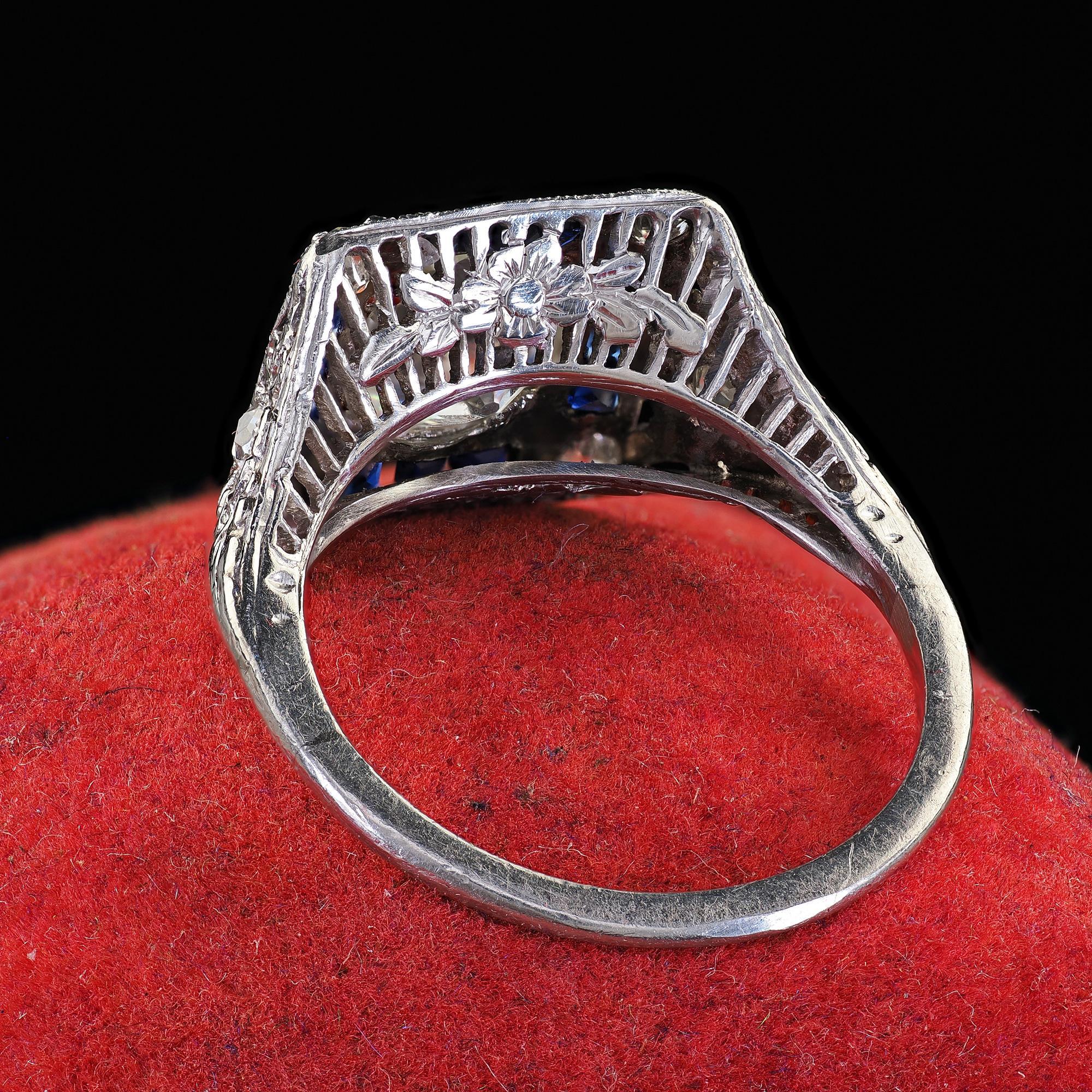 Donna Anello di fidanzamento aureolato con diamante e zaffiro in platino antico Art Deco - GIA in vendita