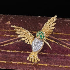 Vintage Estate 18K Yellow Gold Diamond and Emerald Humming Bird Pin