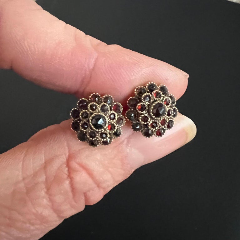 Antique 14K Gold Cluster Stud Earrings For Sale at 1stDibs
