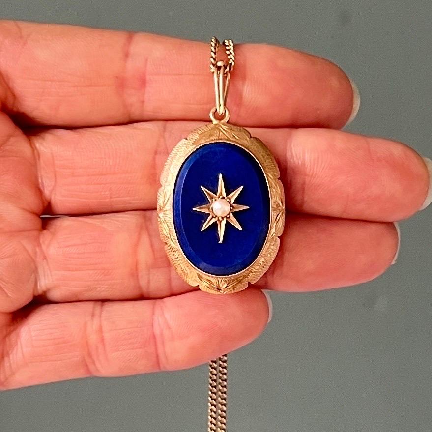 Vintage Lapis Lazuli Pearl 14 Karat Gold Pendant In Good Condition For Sale In Rotterdam, NL