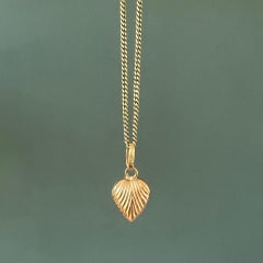 Sunburst Heart 18 Karat Gold Charm Pendant