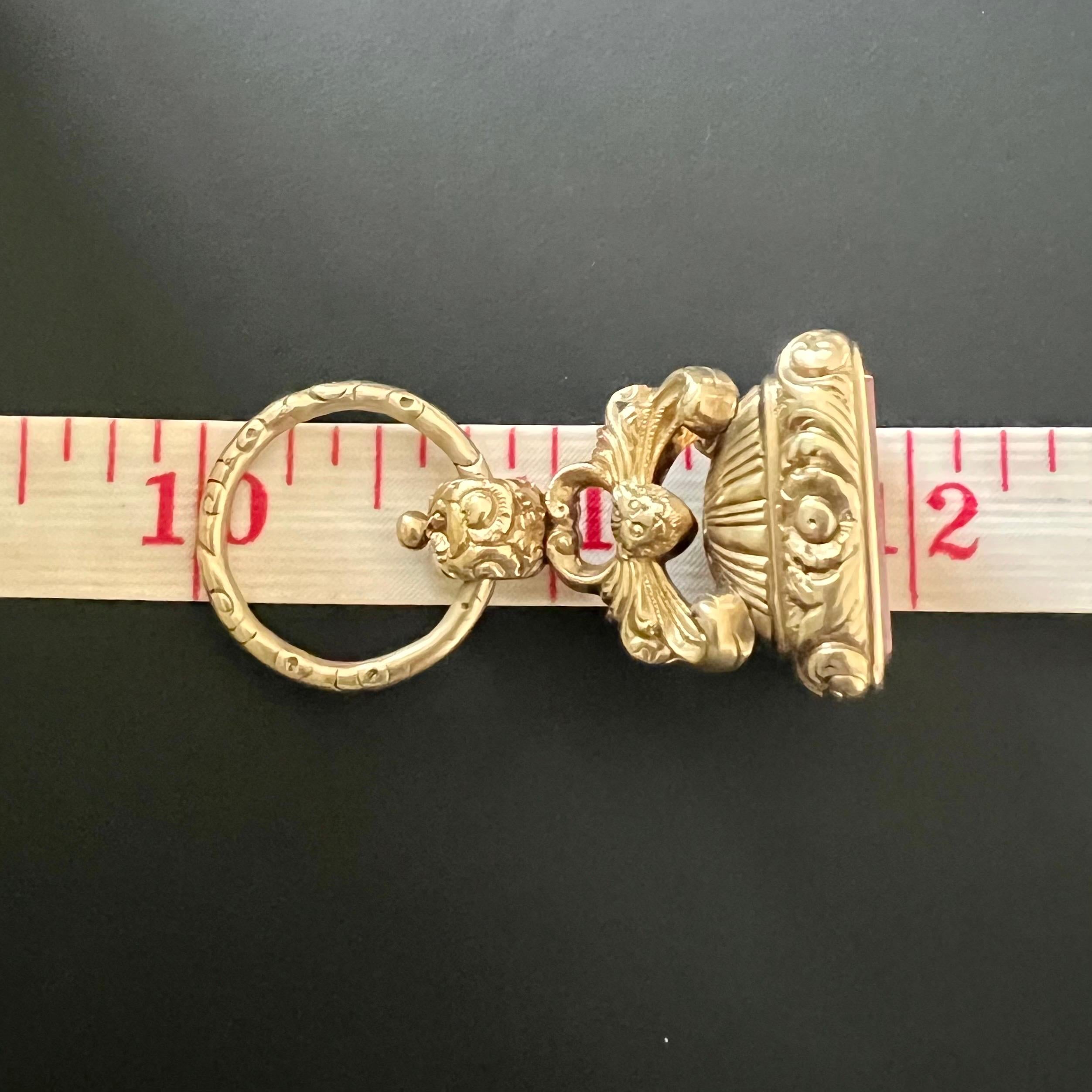 Antiguo Colgante Victoriano de Oro con Cornalina y Anillo Dividido Biselado en venta 8
