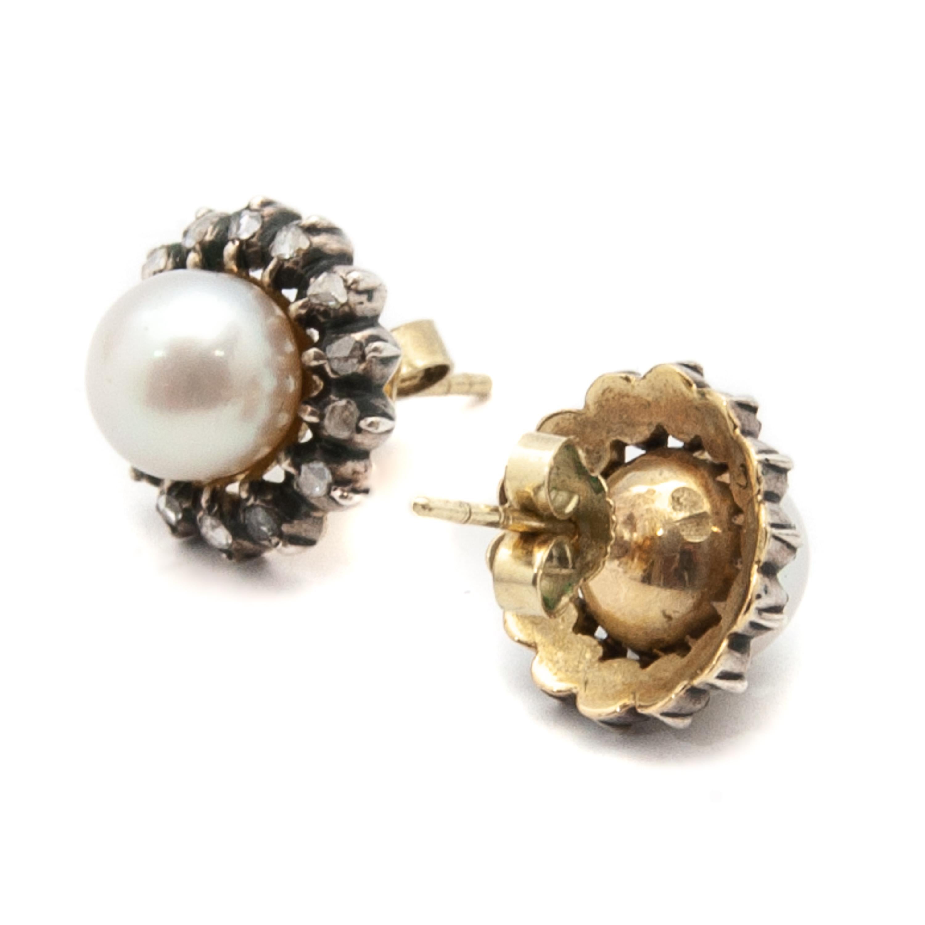 Boucles d'oreilles du début du 20e siècle en diamants taillés en rose et perles de culture en vente 2