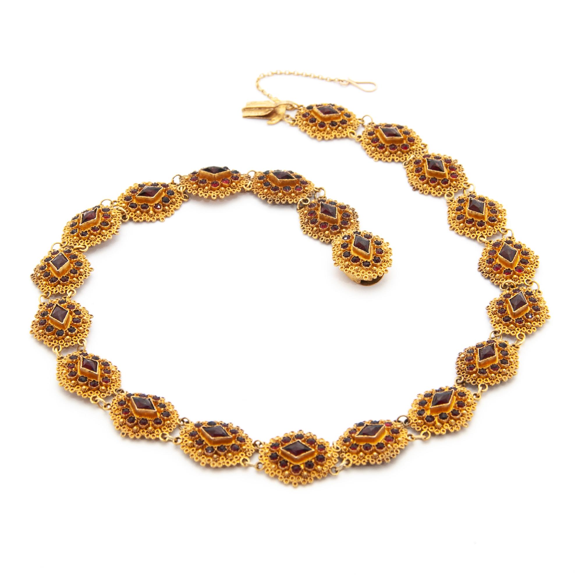 Victorian Antique Garnet and 14 Karat Gold Cannetille Link Necklace