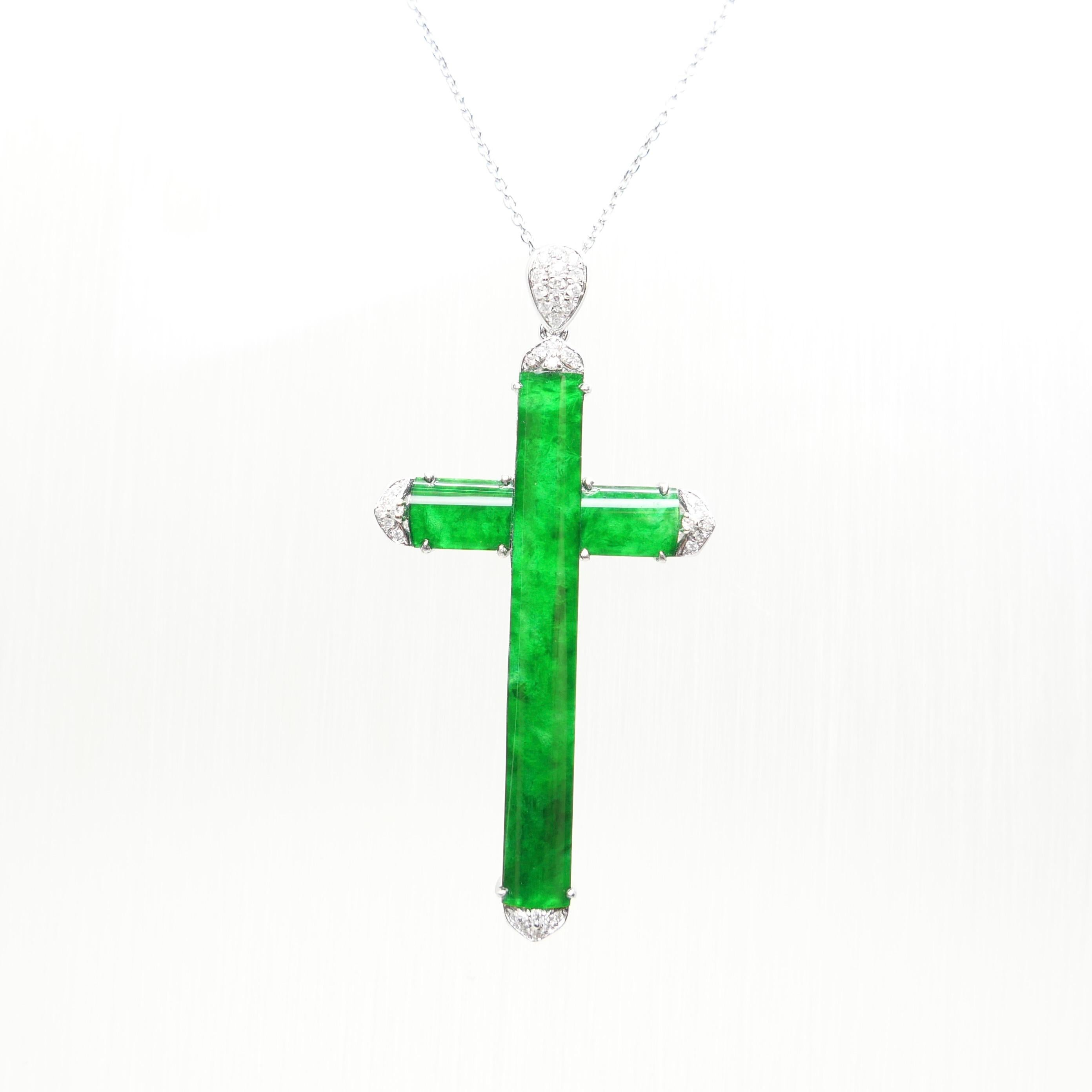 Collana con ciondolo di giada e diamanti certificati, colore verde mela brillante in vendita 1