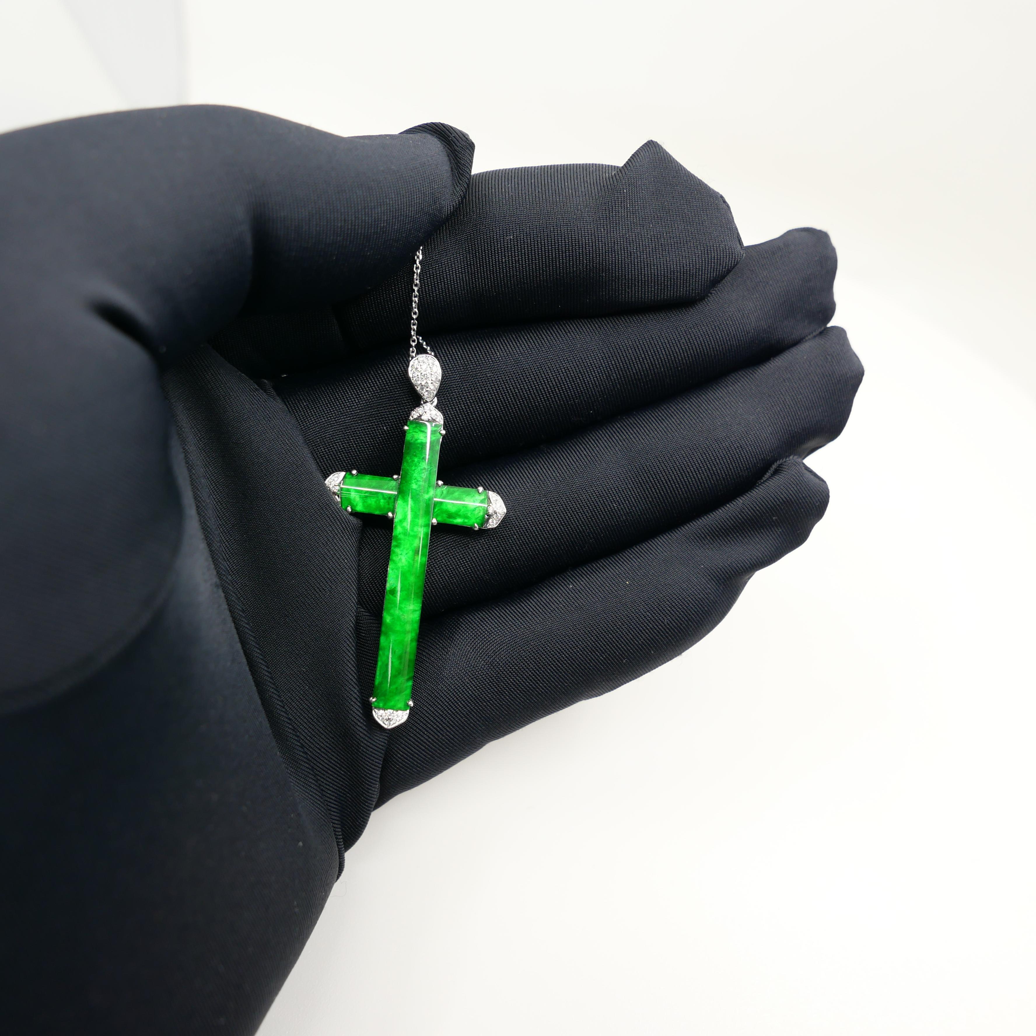 Collana con ciondolo di giada e diamanti certificati, colore verde mela brillante in vendita 5