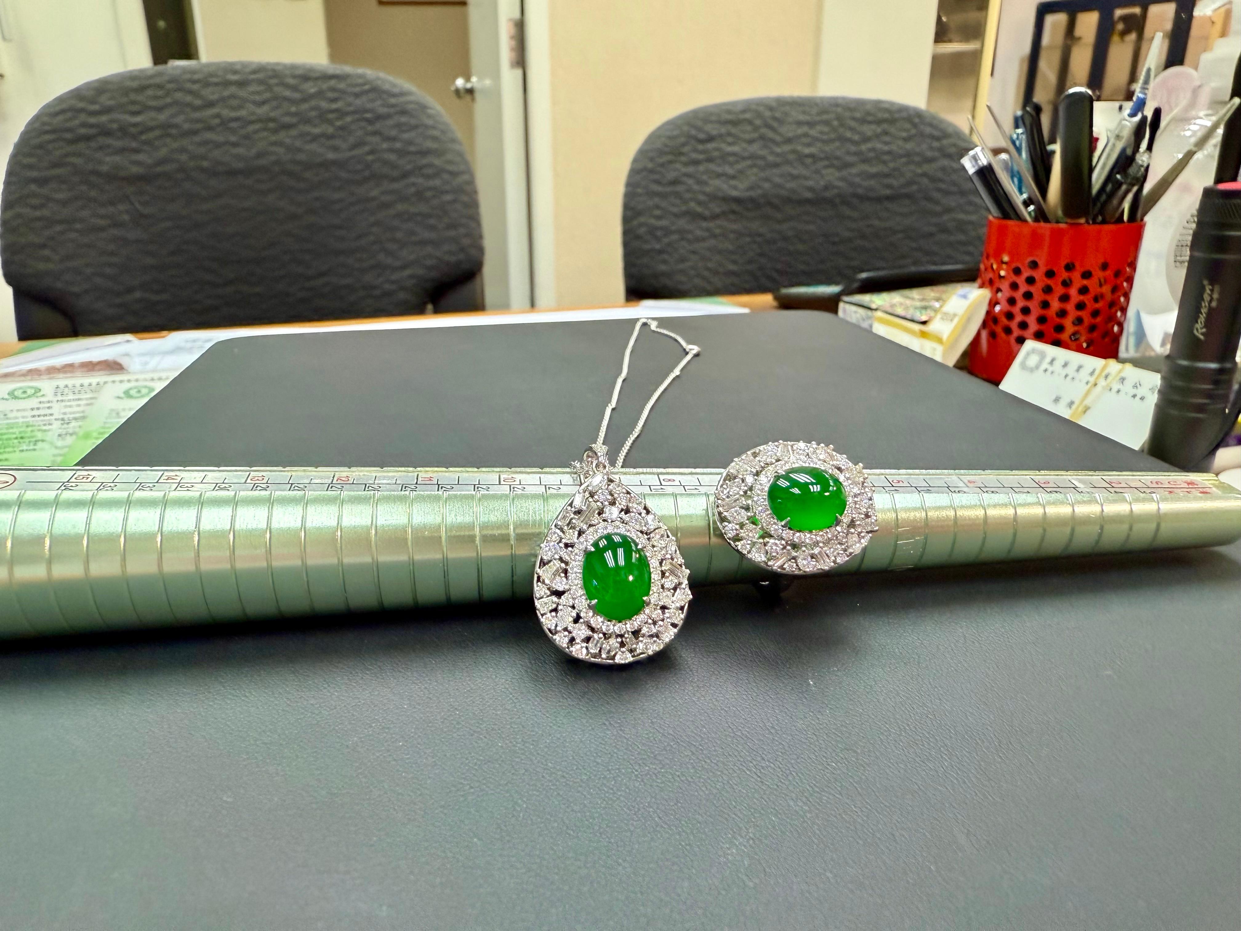 Zertifizierter Jade-Diamantring mit Phantasieschliff. Imperial Green mit Supreme Glow! im Angebot 11