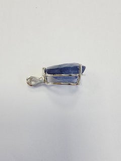 SPECIAL LIMITED PRICE, 13.67 Carats Pear Shape Natural Blue Sapphire Pendant