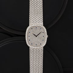 Vintage-Modell „Piaget Tradition“ Nr. 94431 D2 aus 18-karätigem Weißgold mit Diamanten und Saphiren